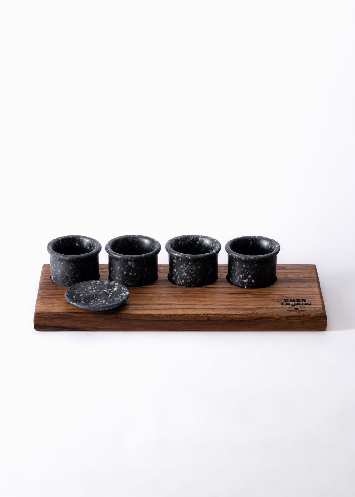 Set de Tequileros de Cerámica AMAR